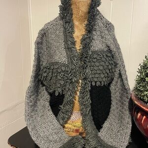 Elegant Gray and Black Women's Poncho